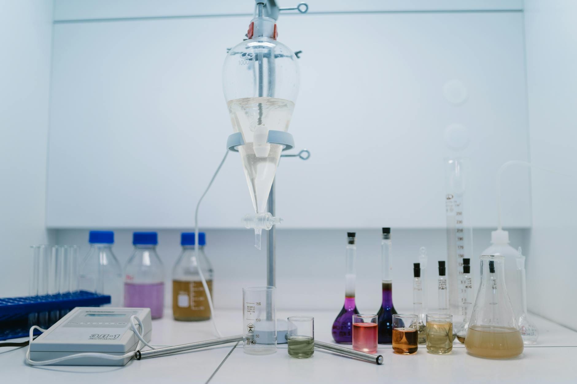 Chemical laboratory equipment for quality control